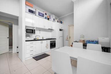 House For Sale - WA - Midland - 6056 - Low Maintenance Living in a Prime Midland Location (Image 2)