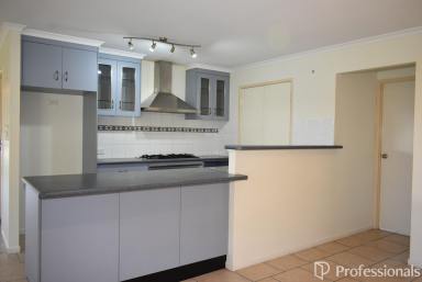 House Auction - QLD - Blacks Beach - 4740 - 4 Bedroom Home with a Pool and Shed!  (Image 2)