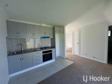 Duplex/Semi-detached For Lease - NSW - Inverell - 2360 - Modern Unit – Ross Hill (Image 2)