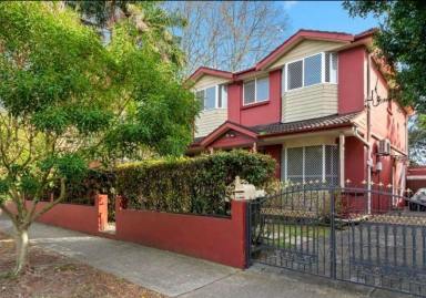 House Sold - NSW - Mascot - 2020 - 37 Robey Street Mascot NSW 2020  (Image 2)