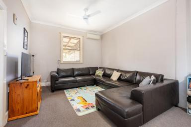 House For Sale - NSW - Mudgee - 2850 - COTTAGE CHARM  (Image 2)