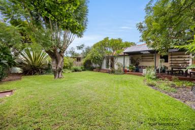 House For Sale - WA - Queens Park - 6107 - Your Private Oasis just 9km From The Perth City  (Image 2)