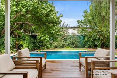 House For Sale - WA - Queens Park - 6107 - Your Private Oasis just 9km From The Perth City  (Image 2)