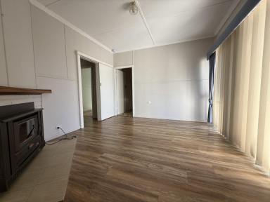 House For Lease - NSW - Young - 2594 - Out of town  (Image 2)