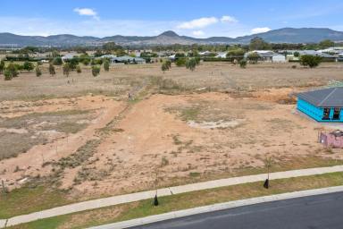 Residential Block For Sale - NSW - Mudgee - 2850 - YOUR CHANCE TO SECURE LAND IN SOUTH MUDGEE  (Image 2)