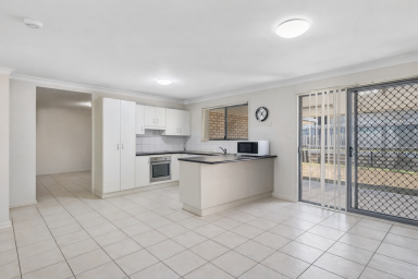 House For Lease - QLD - Gracemere - 4702 - Lowset 4 Bedroom Home in Gracemere Heights Estate  (Image 2)