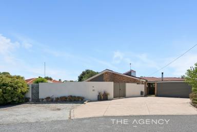 House For Sale - WA - Wanneroo - 6065 - Entertainer’s Family Home or Investors Delight in Wanneroo  (Image 2)