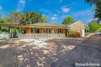 House For Sale - NSW - West Nowra - 2541 - Spacious Family Living on a Generous Block with Detached Garage  (Image 2)