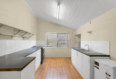 House For Sale - QLD - Gordonvale - 4865 - 1930s Queenslander in the Heart of Gordonvale (Image 2)