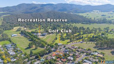 House For Sale - VIC - Myrtleford - 3737 - Spacious Family Living in a Prime Location  (Image 2)