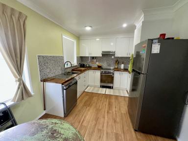 House For Sale - VIC - Corryong - 3707 - Freshly Refurbished & Ready to Go  (Image 2)