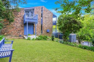 House For Sale - NSW - St Ives - 2075 - $2,250,000 - $2,475,000 PRICE REDUCTION - Location Location Location - Superior Habitat Architect Designed - Quality Materials  (Image 2)