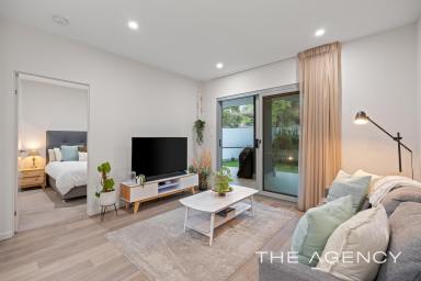 Apartment For Sale - WA - Rivervale - 6103 - Contemporary Apartment with Oversized Courtyard!  (Image 2)