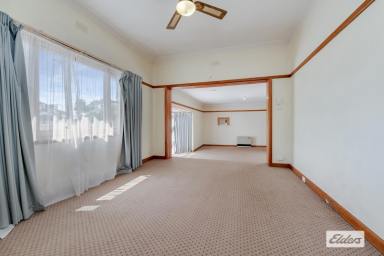 House For Lease - VIC - Golden Square - 3555 - Character and charm in a convenient setting  (Image 2)