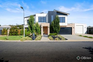 House For Sale - VIC - Yarrawonga - 3730 - The Complete Package, Style, Space & Location  (Image 2)