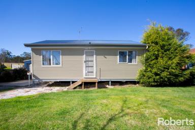 House For Lease - TAS - Ravenswood - 7250 - Low maintenance home  (Image 2)