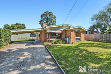 House For Sale - VIC - Blind Bight - 3980 - Coastal Charm with Timeless Character  (Image 2)