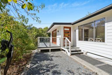 House For Sale - SA - Aldgate - 5154 - This captures the heart!  (Image 2)