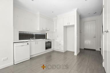 Townhouse For Lease - VIC - Cheltenham - 3192 - STYLISH LIVING MOMENTS FROM EVERYTHING !  (Image 2)