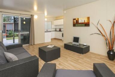 House For Lease - QLD - Lowood - 4311 - HOME FOR RENT...NO BOND...NO CONTRACT... 40+ LIVING  (Image 2)