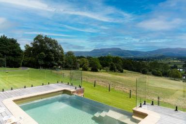 Lifestyle For Sale - NSW - Berry - 2535 - “Myava” Elevated Berry Estate with Breathtaking Views  (Image 2)