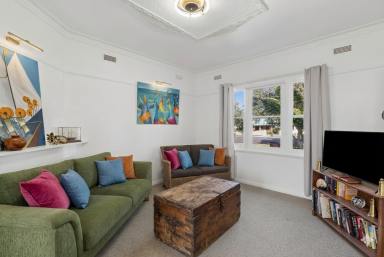 House For Sale - VIC - Apollo Bay - 3233 - THE ARTIST'S HOUSE  (Image 2)