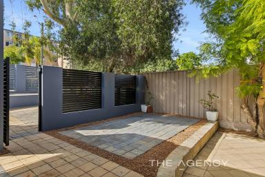 Townhouse For Sale - WA - North Perth - 6006 - Modernised Townhouse in the Heart of North Perth’s Lifestyle Precinct  (Image 2)