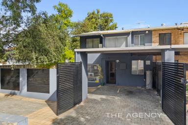 Townhouse For Sale - WA - North Perth - 6006 - Modernised Townhouse in the Heart of North Perth’s Lifestyle Precinct  (Image 2)