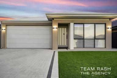 House For Sale - WA - Dayton - 6055 - Chic. Contemporary. Captivating.  (Image 2)