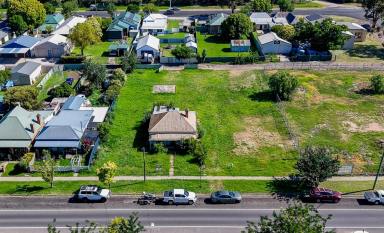 House For Sale - NSW - Mudgee - 2850 - 2,022sqm OF PRIME OPPORTUNITY  (Image 2)