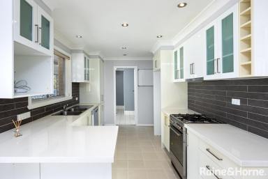 House For Sale - NSW - Lake Albert - 2650 - Gorgeous on Geneva  (Image 2)