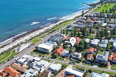 House For Sale - WA - Cottesloe - 6011 - OUTSTANDING BEACHSIDE OPPORTUNITY  (Image 2)