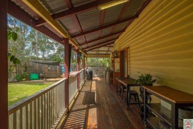 Acreage/Semi-rural For Sale - QLD - Southside - 4570 - Acreage in Town  (Image 2)