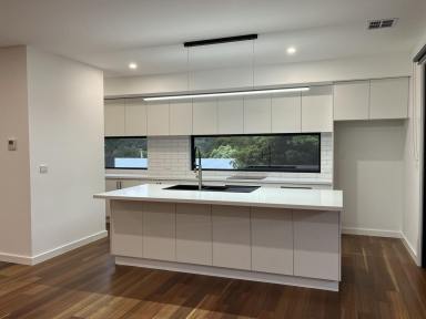 House Leased - VIC - Wattle Glen - 3096 - Brand New House  (Image 2)