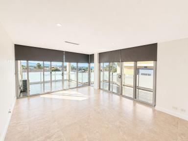 Unit For Lease - NSW - North Wollongong - 2500 - NORTH WOLLONGONG MODERN 3 BED UNIT  (Image 2)