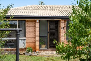 Acreage/Semi-rural For Sale - QLD - Cambooya - 4358 - The Perfect Rural Blend, Right on the Edge of Town  (Image 2)