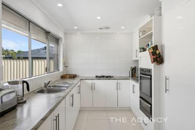 House For Sale - WA - Swan View - 6056 - Solid Foundations, Space to Grow & A Workshop – 690sqm Block!  (Image 2)