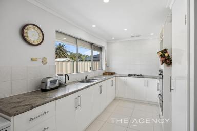 House For Sale - WA - Swan View - 6056 - Solid Foundations, Space to Grow & A Workshop – 690sqm Block!  (Image 2)