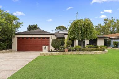House For Sale - WA - Bibra Lake - 6163 - Stunning Entertainer with Huge Pool on 706sqm in Prestigious St Paul Estate  (Image 2)