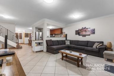 House For Sale - WA - Balcatta - 6021 - SPACE FOR THE WHOLE FAMILY!  (Image 2)