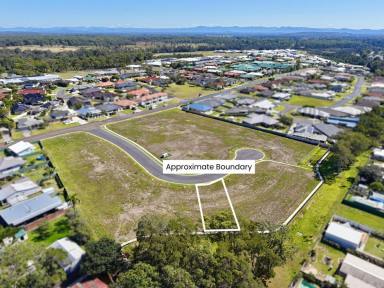 Residential Block For Sale - NSW - Old Bar - 2430 - PRIME POSITION BACKING ONTO PARKLAND  (Image 2)