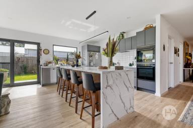 House For Sale - VIC - Inverloch - 3996 - Luxury Living by Screw Creek Reserve  (Image 2)