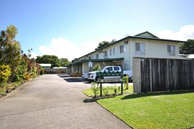 Townhouse For Lease - QLD - Bentley Park - 4869 - Under Application 27/04/2026 - Modern 2‑Bedroom Townhouse Living with Air‑Con, Courtyard & Pool  (Image 2)