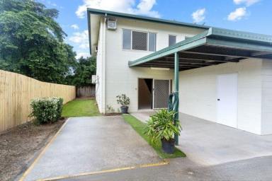 Townhouse For Lease - QLD - Bentley Park - 4869 - Modern 2‑Bedroom Townhouse Living with Air‑Con, Courtyard & Pool  (Image 2)