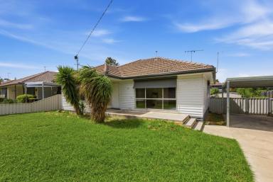 House Auction - VIC - North Bendigo - 3550 - FORTHCOMING AUCTION - TLC & HARD WORK WILL PAY OFF!  (Image 2)