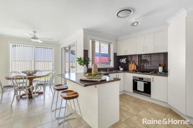 House For Sale - NSW - Bomaderry - 2541 - Spacious Family Living with Poolside Entertaining in a Quiet Cul-de-Sac  (Image 2)