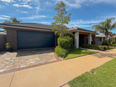 House For Sale - VIC - Swan Hill - 3585 - Spacious, Stylish & Move-In Ready in Sought-After Tower Hill Estate (Image 2)