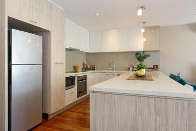 Townhouse For Lease - VIC - Apollo Bay - 3233 - PERMANENT RENTAL – COASTAL THREE-LEVEL TOWNHOUSE  (Image 2)