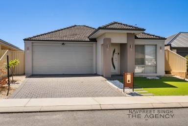 House For Sale - WA - Wellard - 6170 - Modern Family Living with Theatre Room & Strong Rental Return Potential  (Image 2)