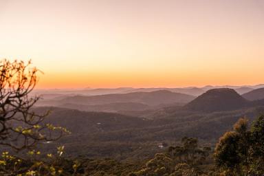 House For Sale - QLD - East Toowoomba - 4350 - Blue Chip Location and a Big Range View!  (Image 2)